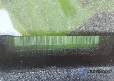 2014 Ford Mustang V6 z USA, uszkodzony, nr VIN 1ZVBP8EM5E5322512